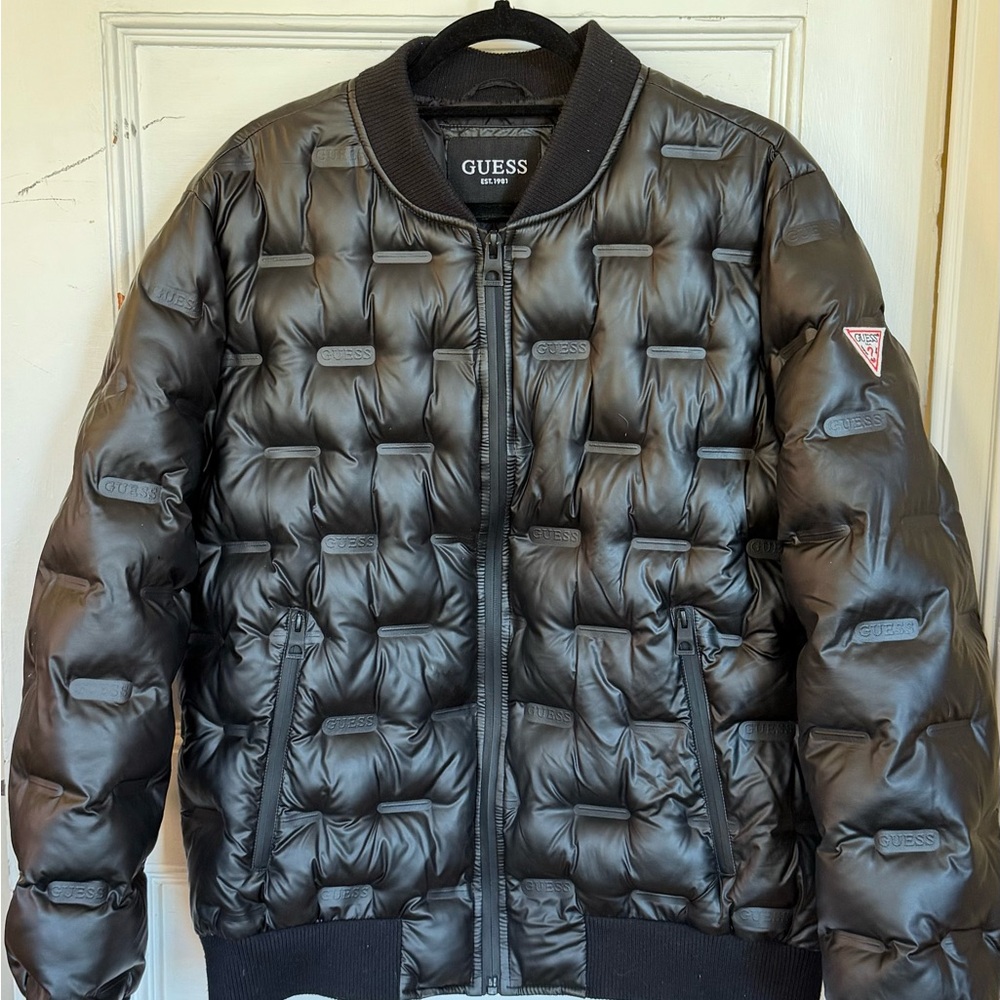GUESS Men's black Puffer Jacket